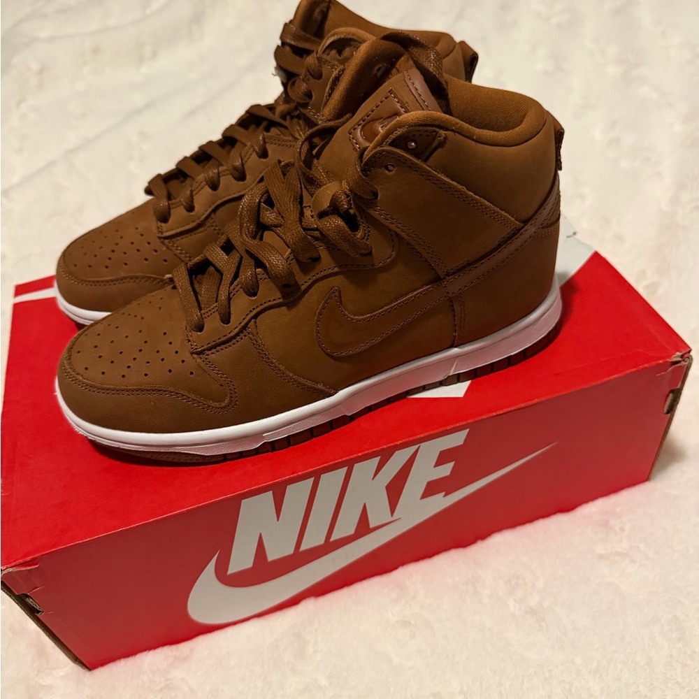 Nike Dunk High
